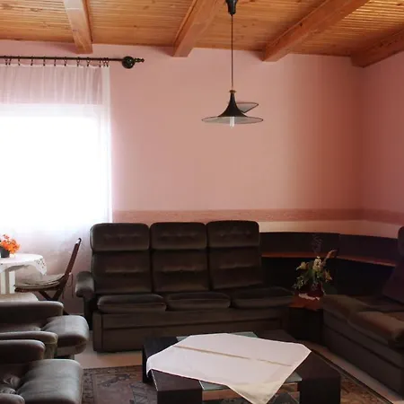 Orwa - Cédrus Köz Apartamento *