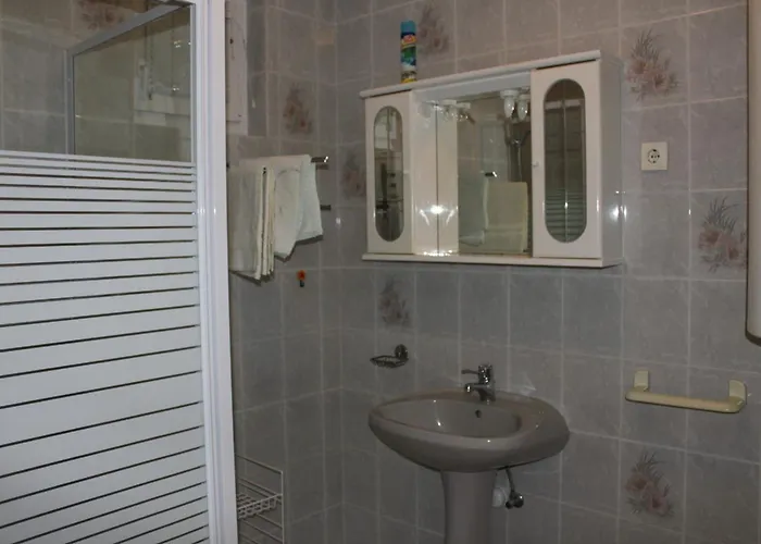 Orwa - Cedrus Koez Apartamento Zalakaros